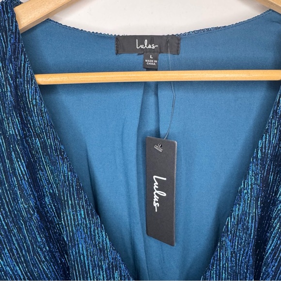 NWT Lulu’s Wow Factor Blue Metallic Surplice Romper Long Sleeve Size Large - Picture 5 of 7